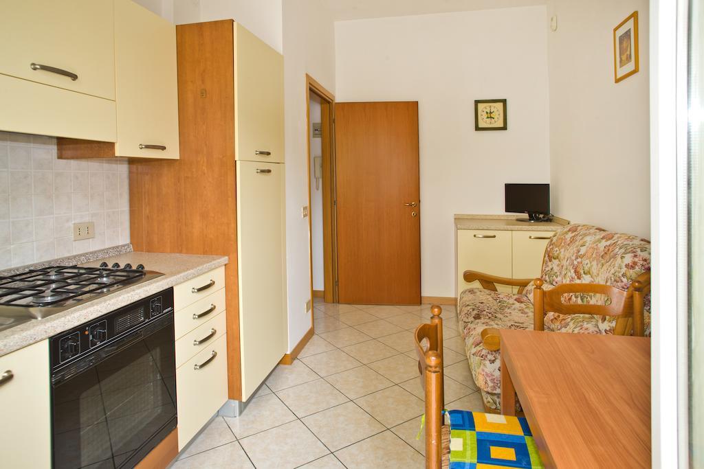 לידו די ג'סולו Villa Hanna חדר תמונה