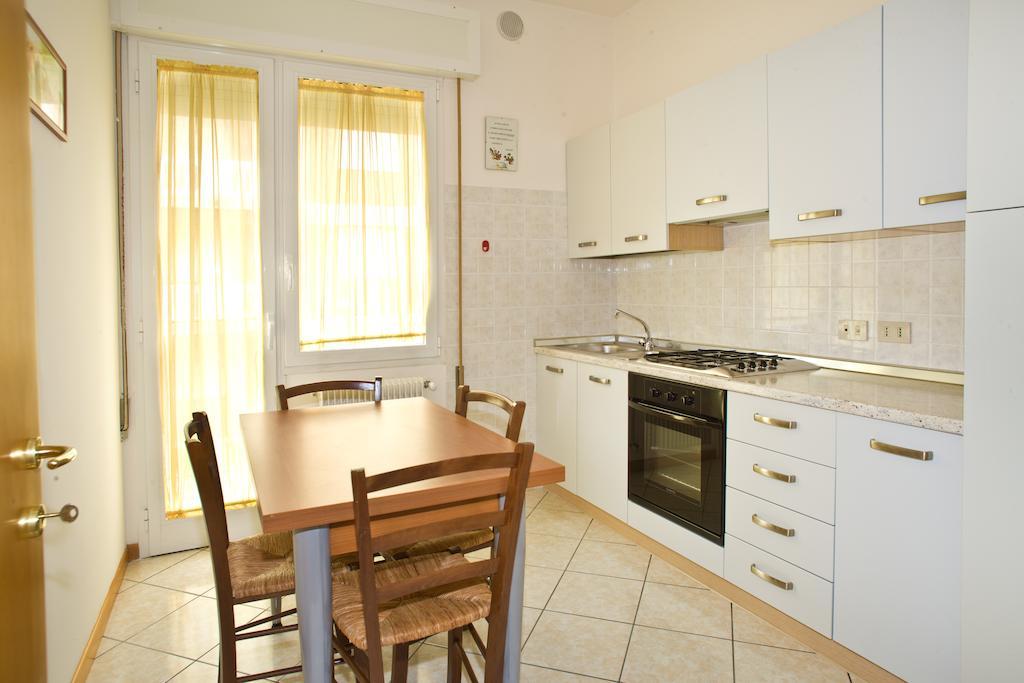 לידו די ג'סולו Villa Hanna חדר תמונה