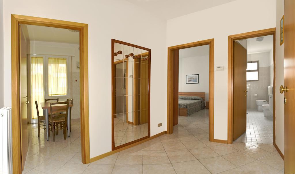 לידו די ג'סולו Villa Hanna חדר תמונה